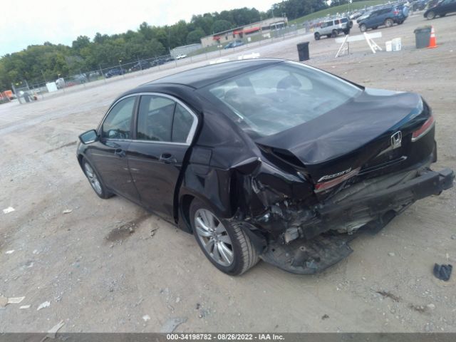 Photo 2 VIN: 1HGCP2F72BA002064 - HONDA ACCORD SDN 