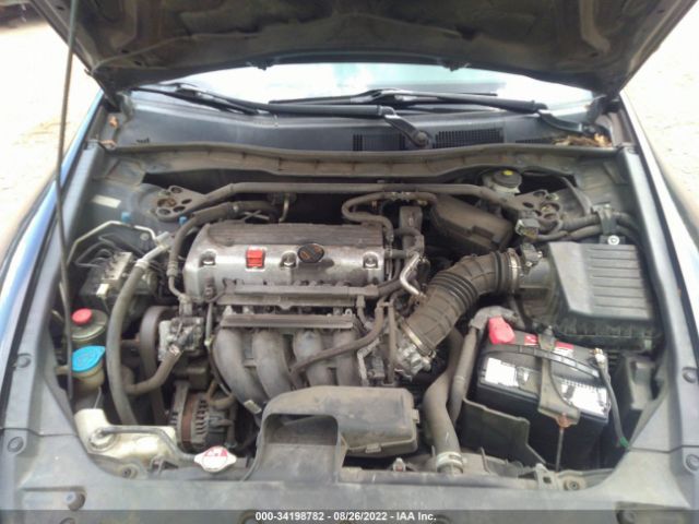 Photo 9 VIN: 1HGCP2F72BA002064 - HONDA ACCORD SDN 