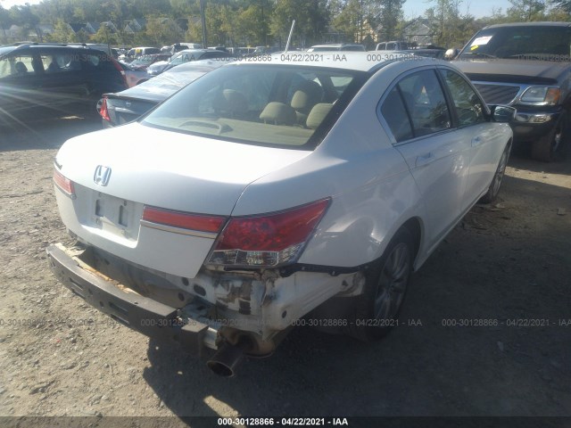 Photo 3 VIN: 1HGCP2F72BA006325 - HONDA ACCORD SDN 