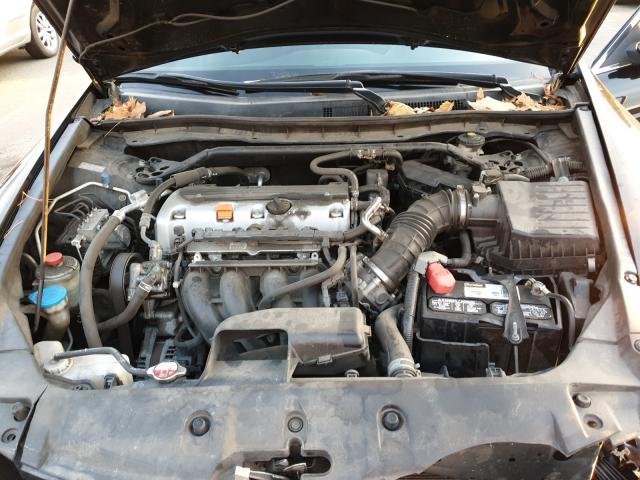 Photo 6 VIN: 1HGCP2F72BA026218 - HONDA ACCORD EX 