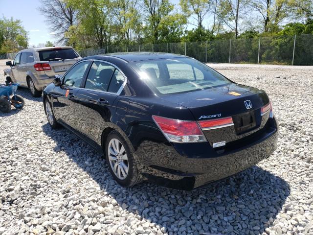 Photo 2 VIN: 1HGCP2F72BA077136 - HONDA ACCORD EX 