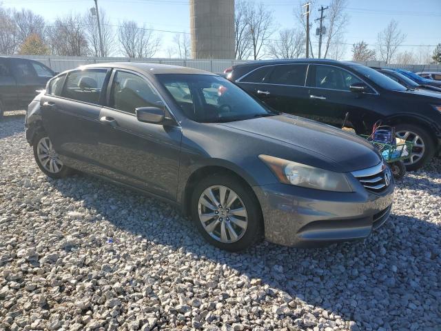 Photo 3 VIN: 1HGCP2F72BA137559 - HONDA ACCORD 