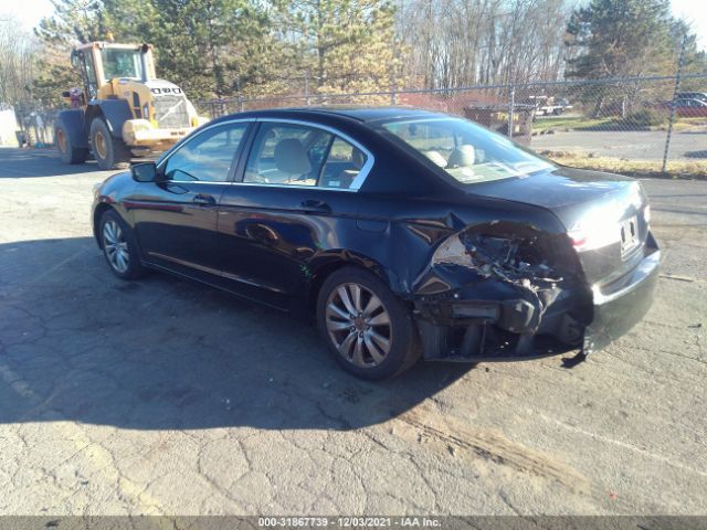 Photo 2 VIN: 1HGCP2F72BA146388 - HONDA ACCORD SDN 