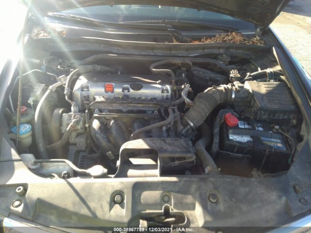 Photo 9 VIN: 1HGCP2F72BA146388 - HONDA ACCORD SDN 