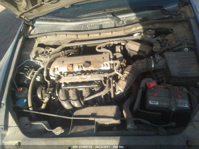 Photo 9 VIN: 1HGCP2F72CA081561 - HONDA ACCORD SDN 