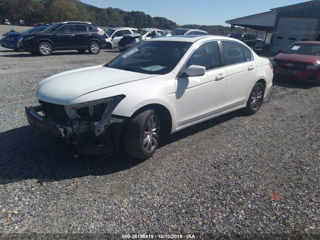 Photo 1 VIN: 1HGCP2F72CA117118 - HONDA ACCORD SDN 