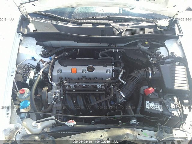 Photo 9 VIN: 1HGCP2F72CA117118 - HONDA ACCORD SDN 