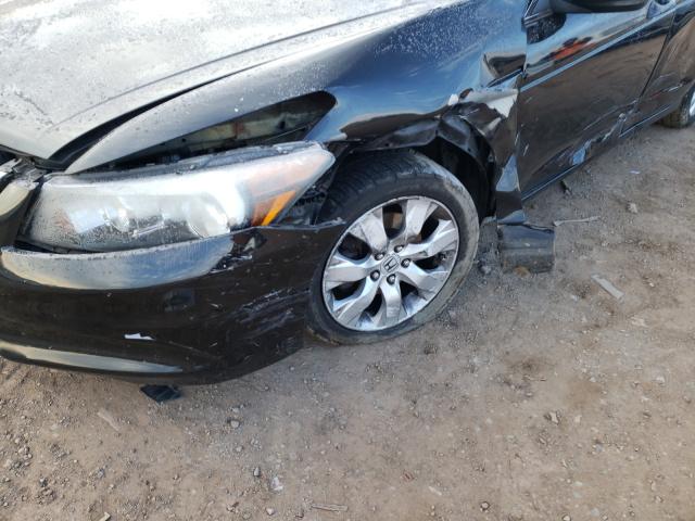 Photo 8 VIN: 1HGCP2F73AA088399 - HONDA ACCORD SDN 