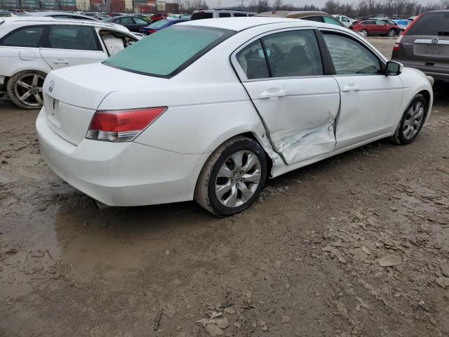 Photo 2 VIN: 1HGCP2F73AA106013 - HONDA ACCORD EX 