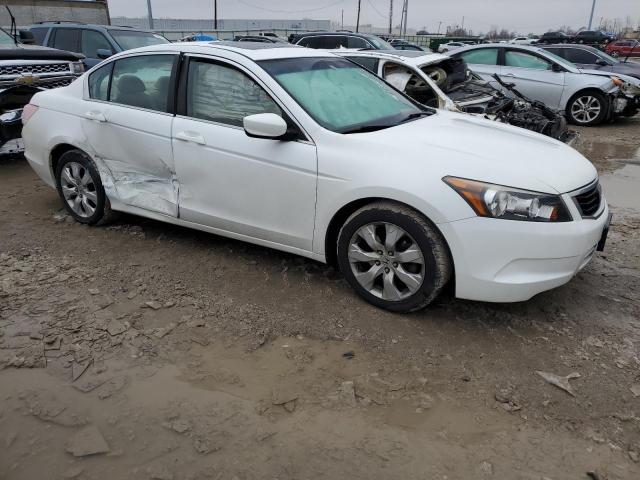 Photo 3 VIN: 1HGCP2F73AA106013 - HONDA ACCORD EX 