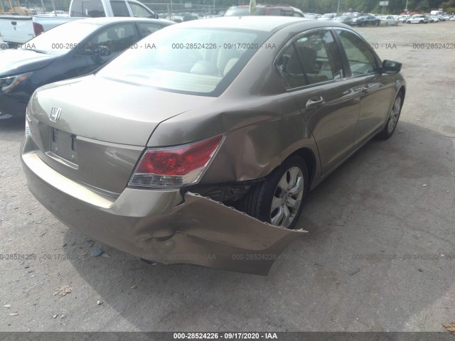 Photo 3 VIN: 1HGCP2F73AA126097 - HONDA ACCORD SDN 