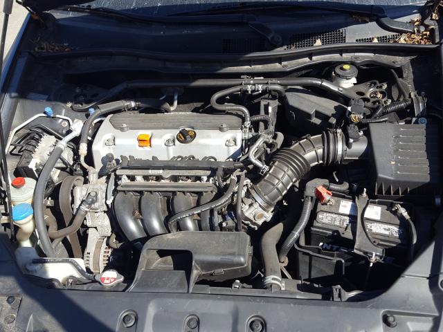 Photo 6 VIN: 1HGCP2F73BA024607 - HONDA ACCORD EX 