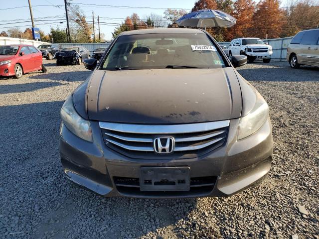 Photo 4 VIN: 1HGCP2F73BA156685 - HONDA ACCORD EX 