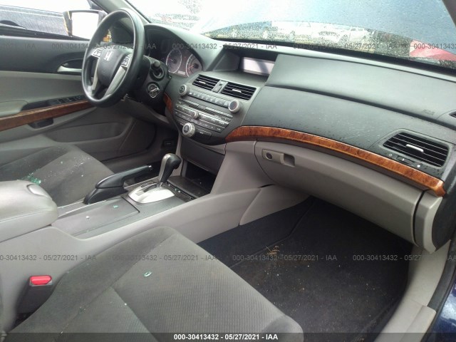 Photo 4 VIN: 1HGCP2F73CA040078 - HONDA ACCORD SDN 