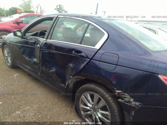 Photo 5 VIN: 1HGCP2F73CA040078 - HONDA ACCORD SDN 