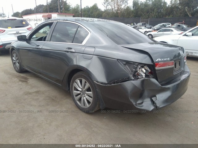 Photo 2 VIN: 1HGCP2F73CA168739 - HONDA ACCORD SDN 