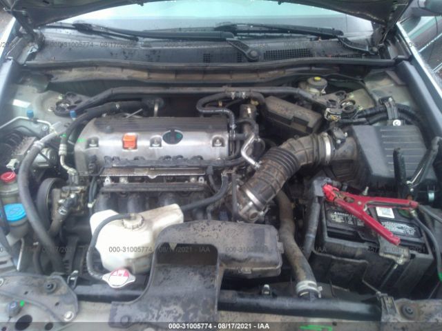 Photo 9 VIN: 1HGCP2F74AA041186 - HONDA ACCORD SDN 