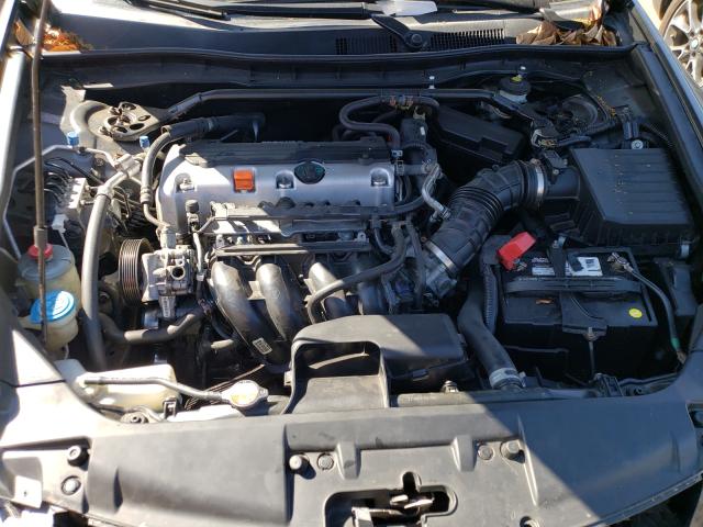 Photo 6 VIN: 1HGCP2F74AA082370 - HONDA ACCORD EX 