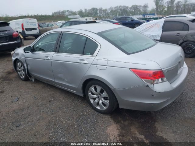 Photo 2 VIN: 1HGCP2F74AA090226 - HONDA ACCORD 