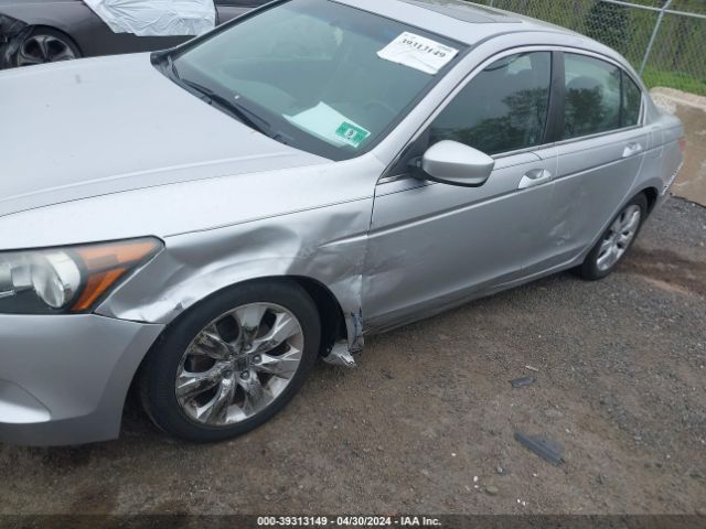 Photo 5 VIN: 1HGCP2F74AA090226 - HONDA ACCORD 