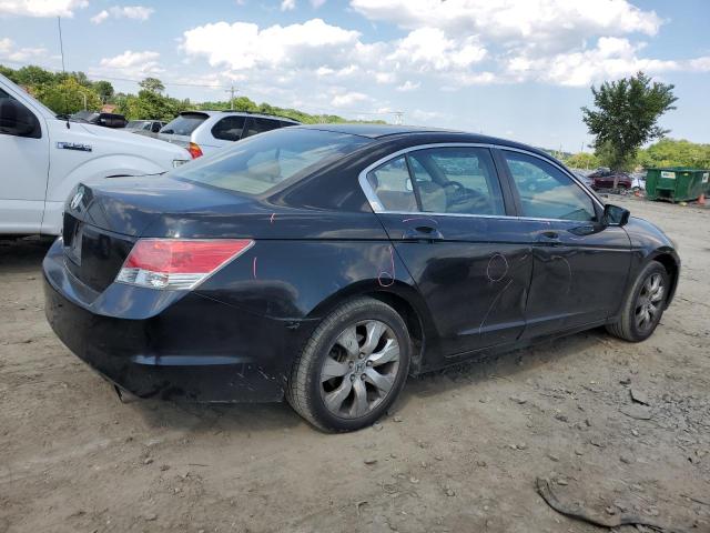 Photo 2 VIN: 1HGCP2F74AA097841 - HONDA ACCORD EX 