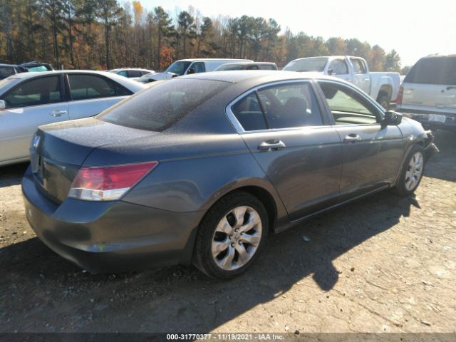 Photo 3 VIN: 1HGCP2F74AA106814 - HONDA ACCORD SDN 