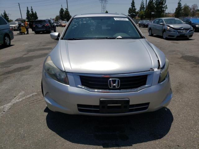 Photo 4 VIN: 1HGCP2F74AA131678 - HONDA ACCORD EX 