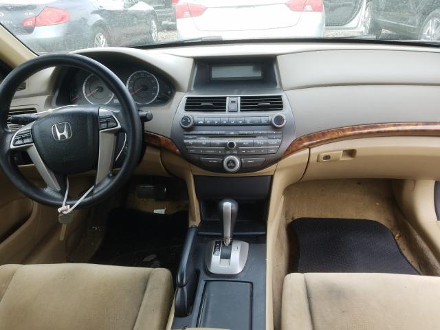 Photo 8 VIN: 1HGCP2F74AA143510 - HONDA ACCORD EX 