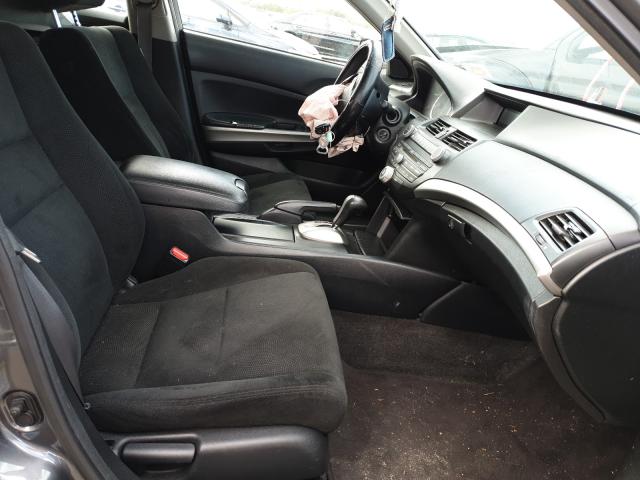 Photo 4 VIN: 1HGCP2F74AA158346 - HONDA ACCORD EX 