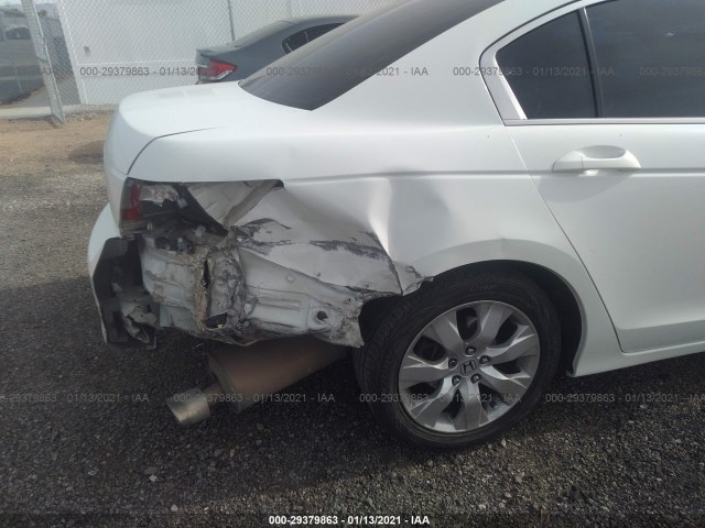 Photo 5 VIN: 1HGCP2F74AA163708 - HONDA ACCORD SDN 