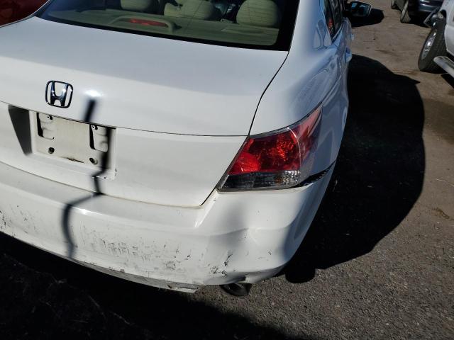 Photo 8 VIN: 1HGCP2F74AA180038 - HONDA ACCORD EX 