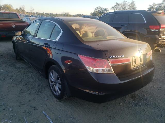 Photo 2 VIN: 1HGCP2F74BA042968 - HONDA ACCORD EX 