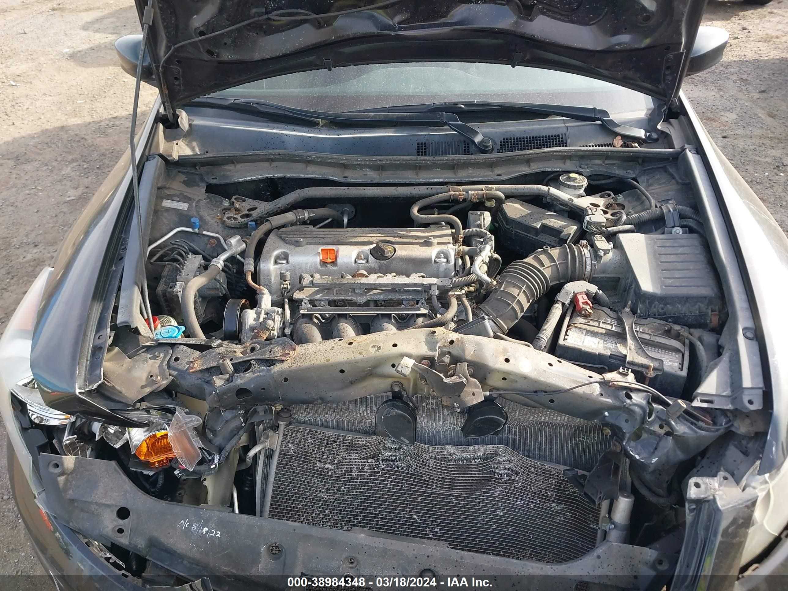 Photo 9 VIN: 1HGCP2F74BA076716 - HONDA ACCORD 