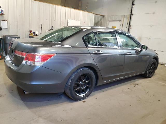 Photo 2 VIN: 1HGCP2F74BA122934 - HONDA ACCORD 