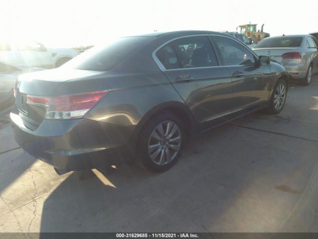 Photo 3 VIN: 1HGCP2F74CA024861 - HONDA ACCORD SDN 