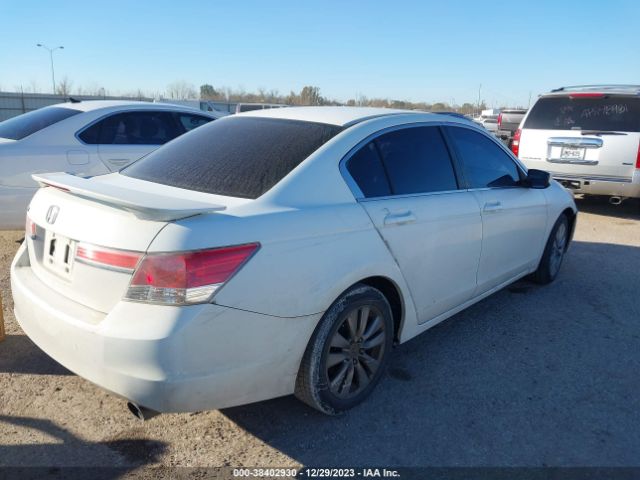 Photo 3 VIN: 1HGCP2F74CA026044 - HONDA ACCORD 