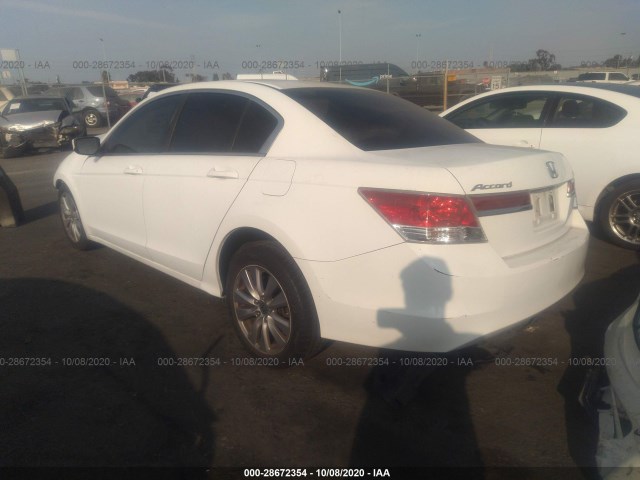 Photo 2 VIN: 1HGCP2F74CA057861 - HONDA ACCORD SDN 