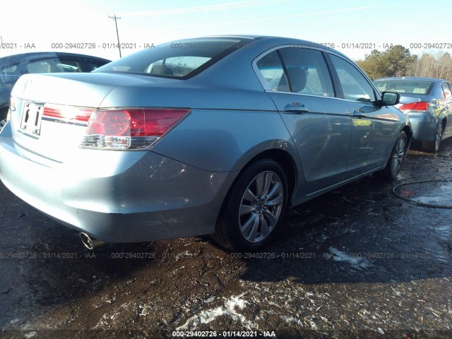 Photo 3 VIN: 1HGCP2F74CA122272 - HONDA ACCORD SDN 