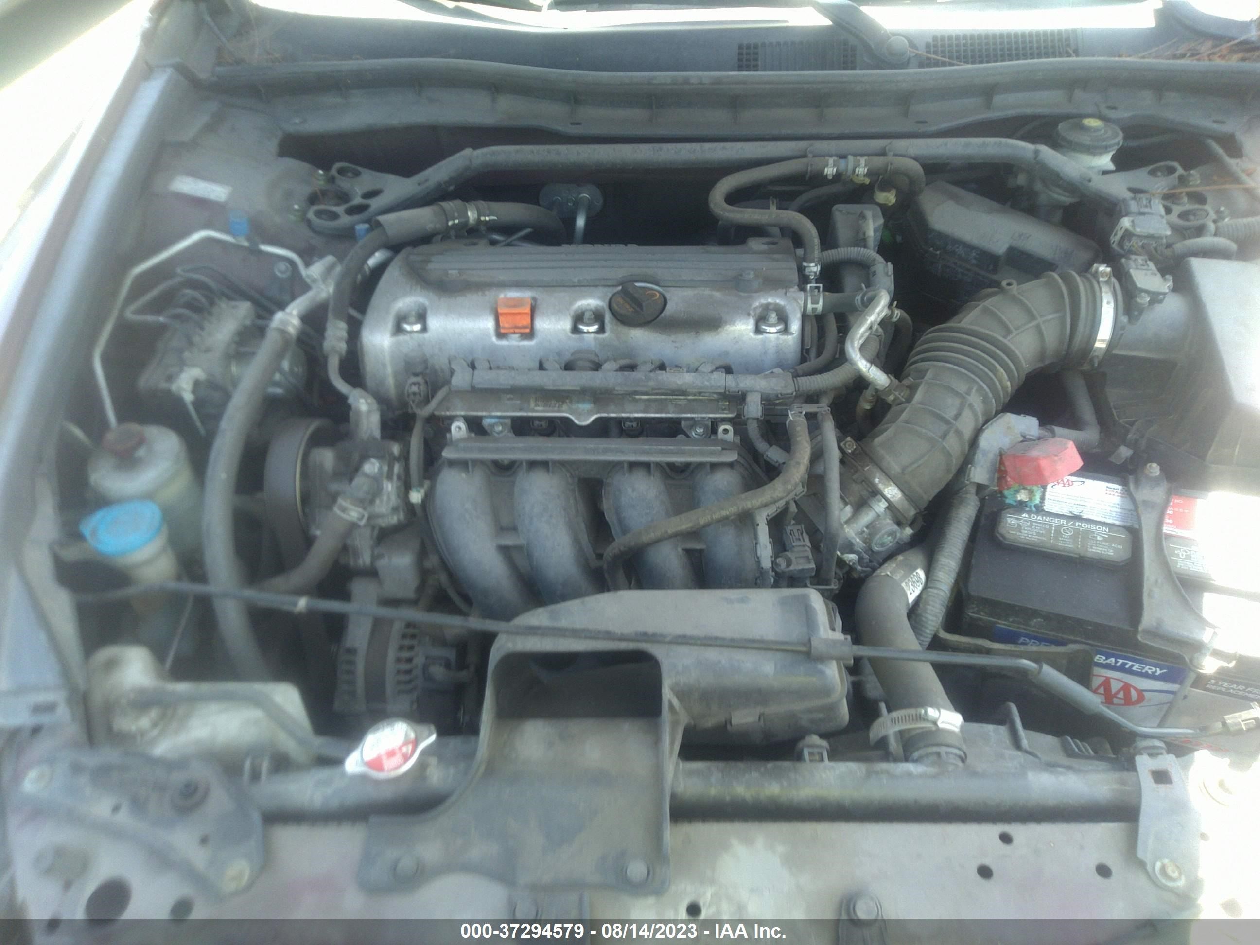 Photo 9 VIN: 1HGCP2F74CA150797 - HONDA ACCORD 