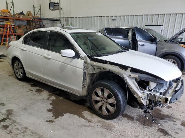 Photo 3 VIN: 1HGCP2F75AA007886 - HONDA ACCORD 