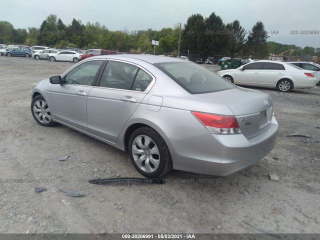 Photo 2 VIN: 1HGCP2F75AA040953 - HONDA ACCORD SDN 