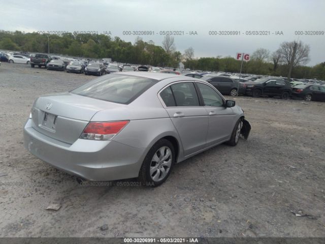 Photo 3 VIN: 1HGCP2F75AA040953 - HONDA ACCORD SDN 