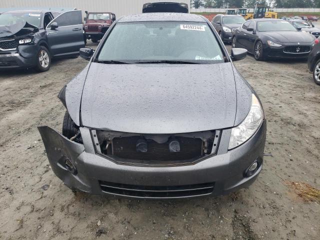 Photo 4 VIN: 1HGCP2F75AA056747 - HONDA ACCORD EX 