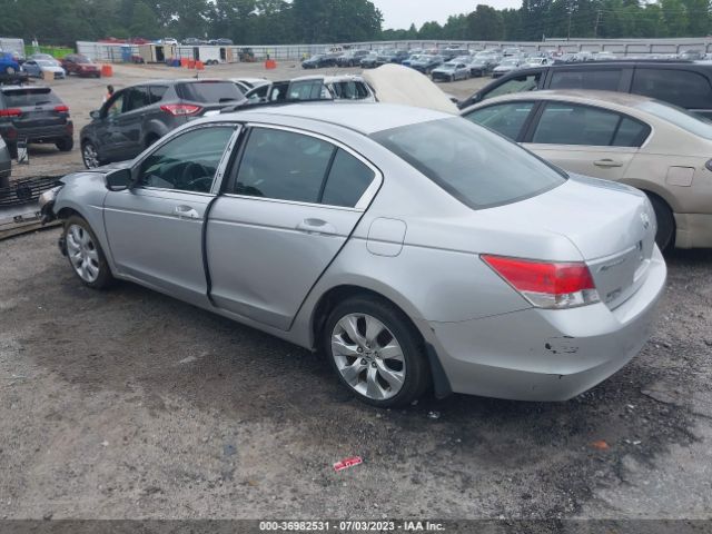 Photo 2 VIN: 1HGCP2F75AA088999 - HONDA ACCORD 