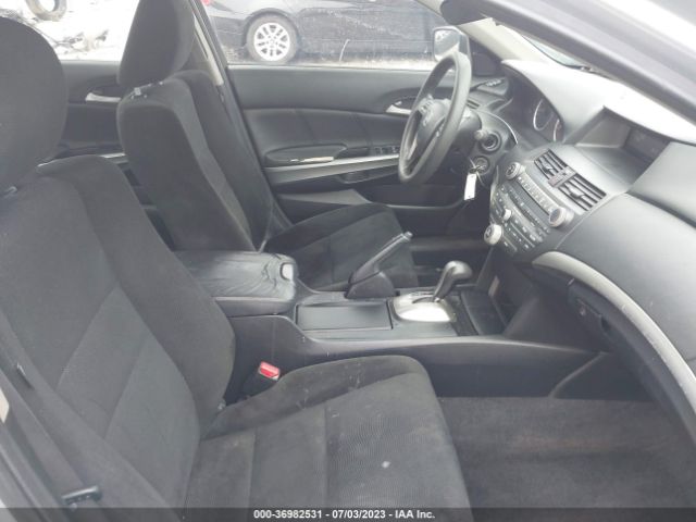 Photo 4 VIN: 1HGCP2F75AA088999 - HONDA ACCORD 