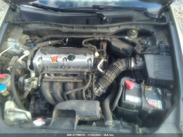 Photo 9 VIN: 1HGCP2F75AA103114 - HONDA ACCORD SDN 