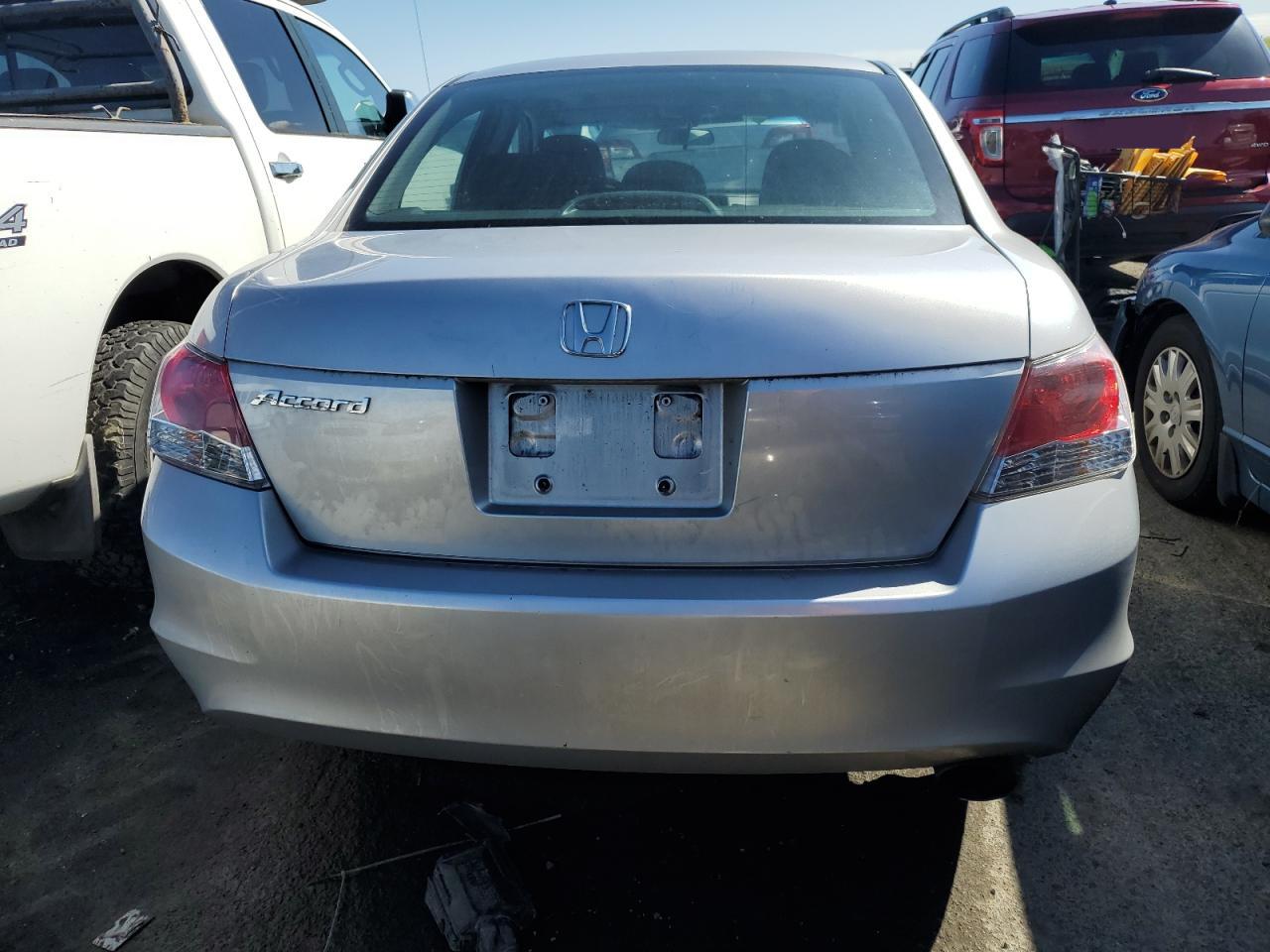 Photo 5 VIN: 1HGCP2F75AA106191 - HONDA ACCORD 