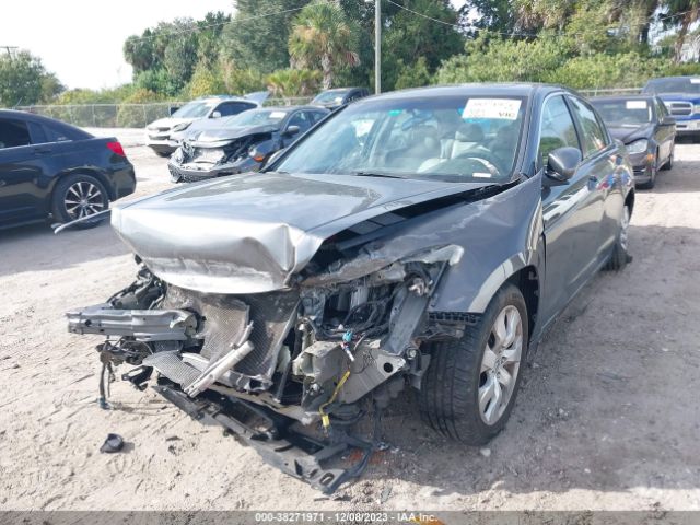 Photo 5 VIN: 1HGCP2F75AA116428 - HONDA ACCORD SDN 