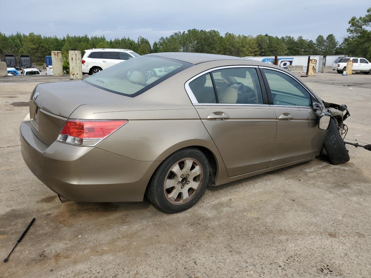 Photo 2 VIN: 1HGCP2F75AA153219 - HONDA ACCORD 