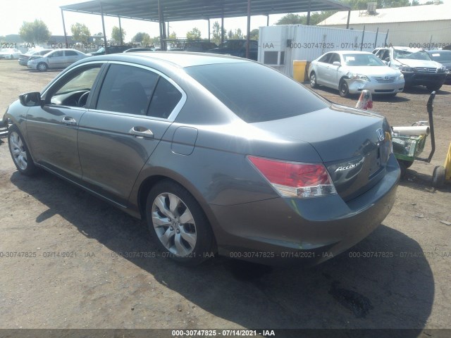 Photo 2 VIN: 1HGCP2F75AA163555 - HONDA ACCORD SDN 